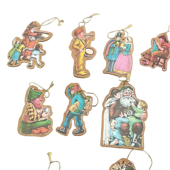 (21) Vintage Wooden Flat Diecut Two Sided Ornaments. Lot of 21 Ornaments - Picture 4 of 9